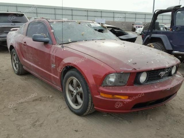 2005 FORD MUSTANG GT