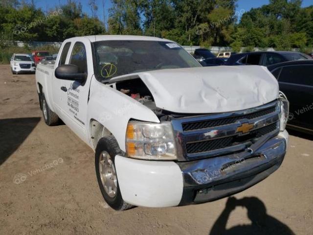 2011 CHEVROLET 1500 SILVE