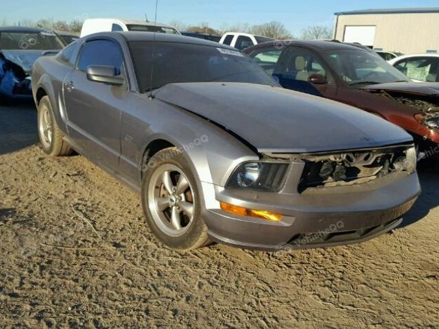 2006 FORD MUSTANG GT