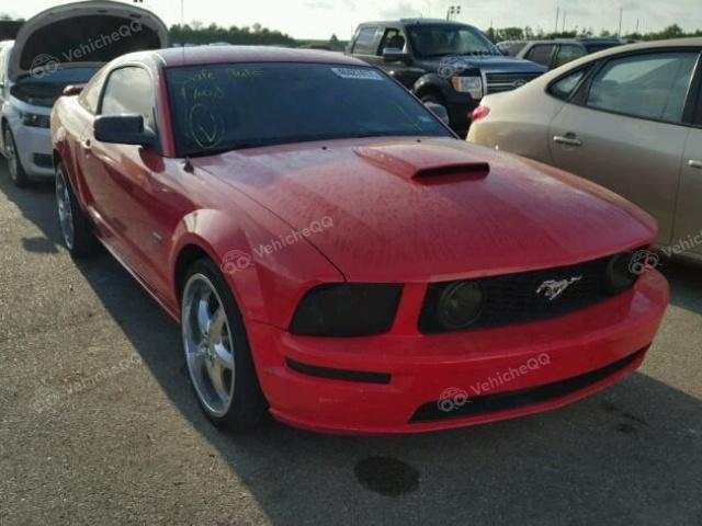 2005 FORD MUSTANG GT